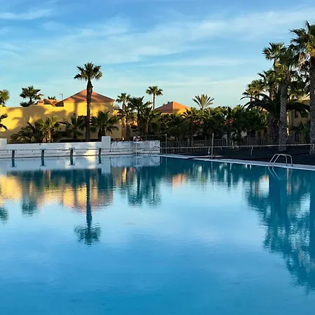 Samira Fuerteventura Κοραλέχο